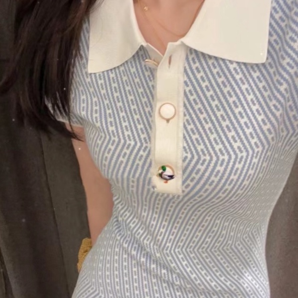 Đầm ngắn ZHELIHANGFEI vải dệt kim jacquard thắt eo màu sắc tương phản