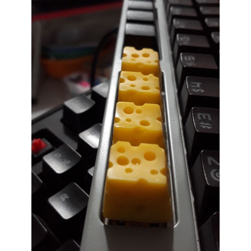 Keycap cheese clone trang trí bàn phím cơ gaming. | BigBuy360 - bigbuy360.vn