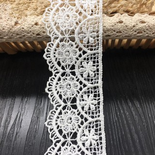 Dây Ren Hoa Dùng Để May Quần Áo Tiện Lợi