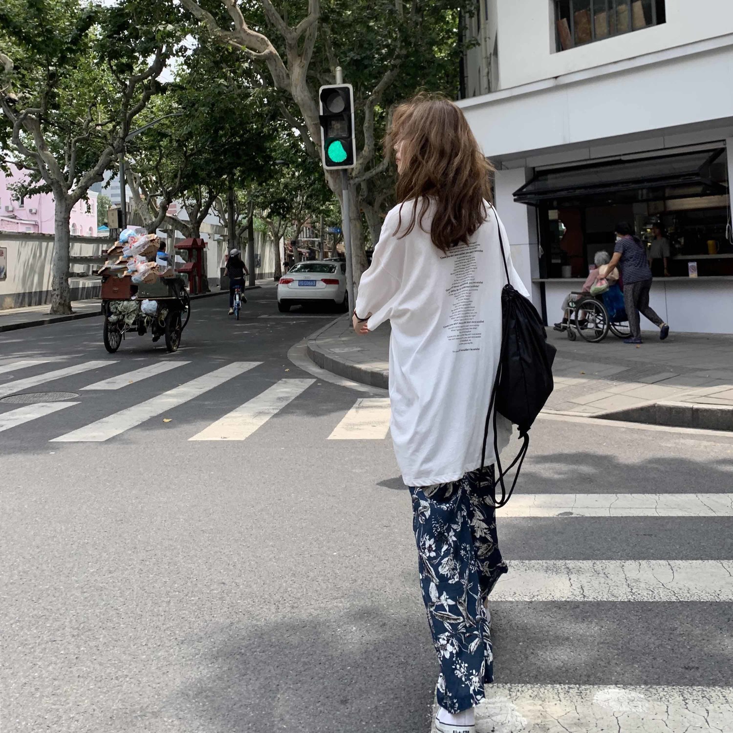 Quần Legging Họa Tiết Hoa Màu Xanh Đậm Dành Cho Nữ | BigBuy360 - bigbuy360.vn