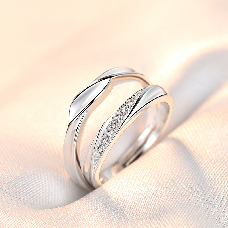 Bộ 2 Nhẫn Đeo Tay Thiết Kế Đơn Giản Thời Trang