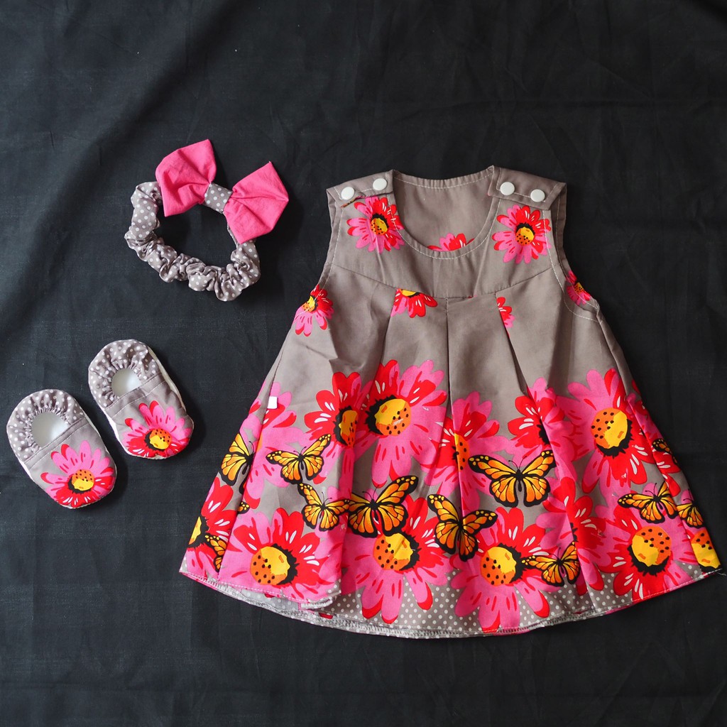 SET Bướm Xám