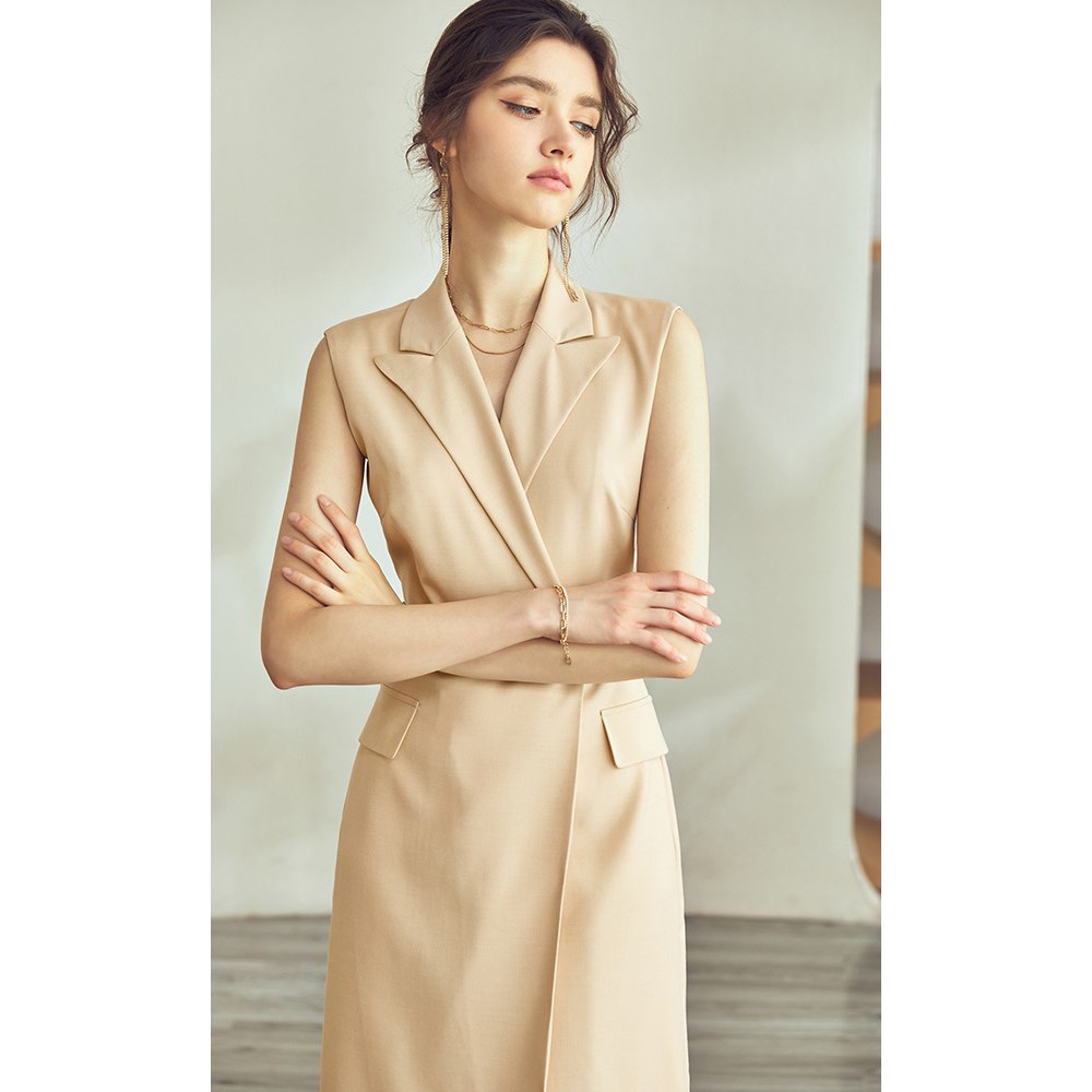 Vest không tay dáng A màu kem trang trọng