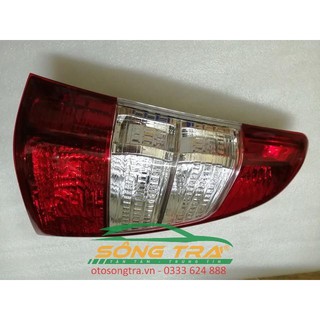 ĐÈN HẬU TOYOTA INNOVA 2012