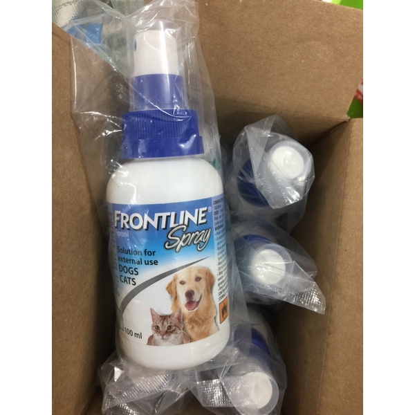 Xịt ve rận cho chó mèo