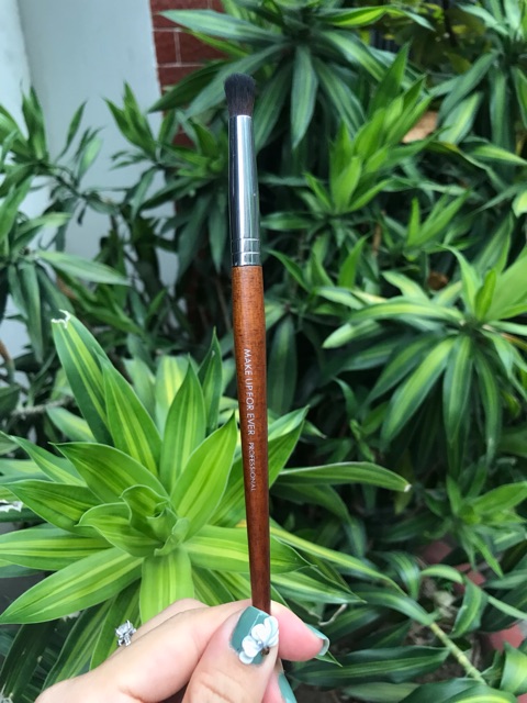Cọ mắt Makeup Forever