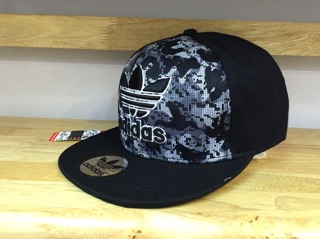 Mũ snapback Addidas đen MHH288