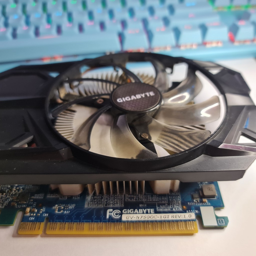 Card màn hình Gigabyte GTX 750 1GB DDR5 - Max setting LMHT - FF04