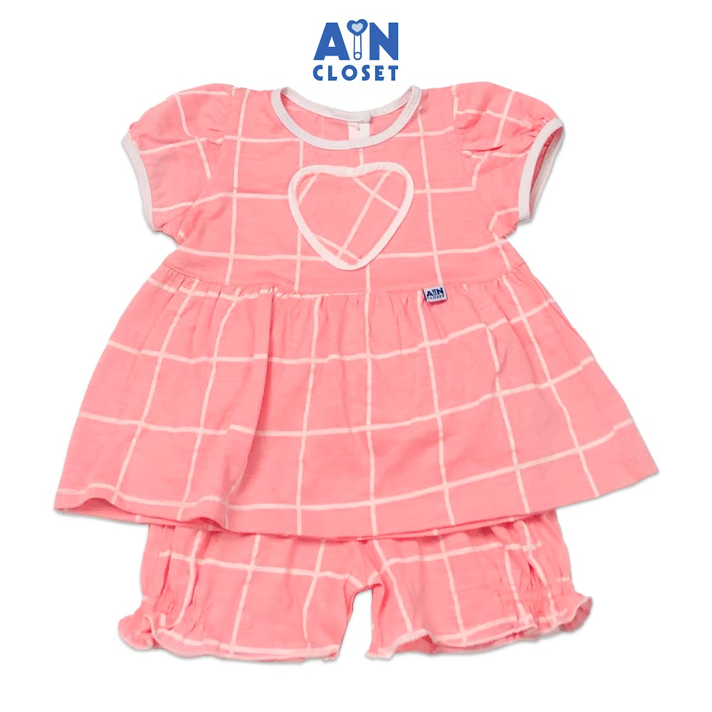Bộ quần áo ngắn bé gái họa tiết Caro tim hồng thun cotton - AICDBGKWQMJM - AIN Closet