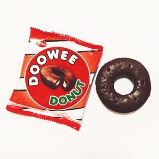 Bánh donut doowee socola HSD 2021