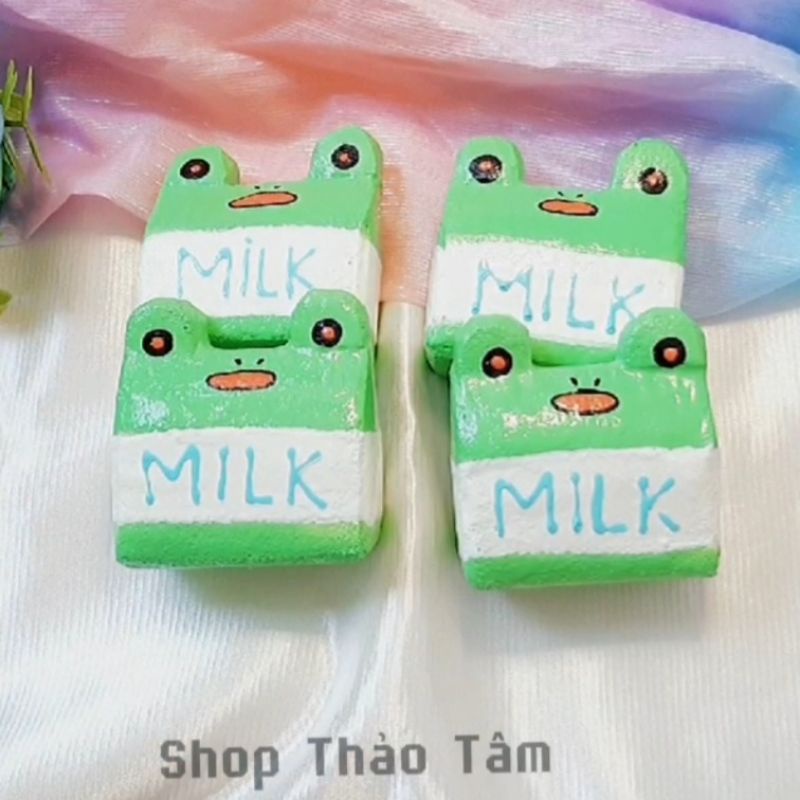 Squishy handmade hộp sữa hình ếch xanh cute