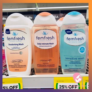 Dung dịch vệ sinh phụ nữ Femfresh Úc 250ml.