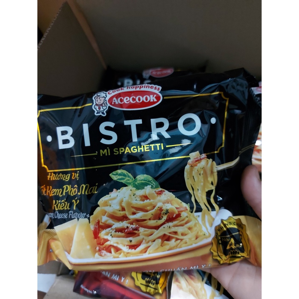 1 lốc 4 gói mì Bistro  Spaghetti Xốt Bò Bầm - Xốt phô mai Kiểu Ý Acecook