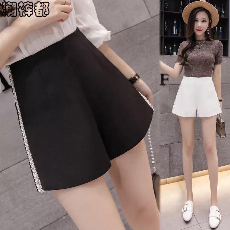 Bán sỉ Quần short viền hạt ngọc 2 màu đen trắng cho nữ