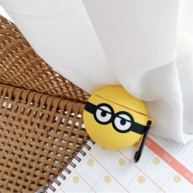 Tặng kèm móc treo - Case Airpod 1 2 Bóng MinionVỏ bao AirPods silicon đựng tai nghe không dây i11 i12...