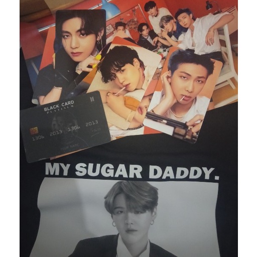 Áo Thun Unisex BTS - Sugar Daddy màu Đen có tặng kèm Blackcard