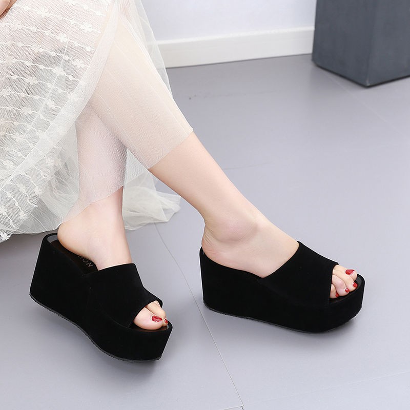 ✈▣all-match black slippers women s summer fashion wedge with platform sole waterproof flip-flops Korean style sandals and for external wear