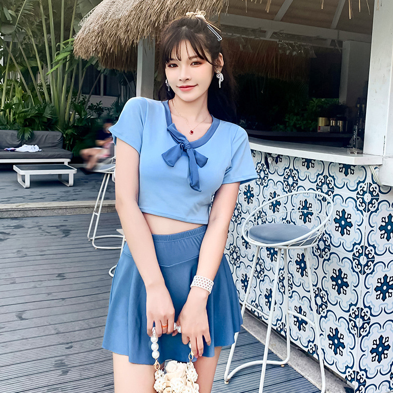 Đồ Bơi Nữ Ngắn Tay Ôm Dáng Mẫu 2021 | BigBuy360 - bigbuy360.vn