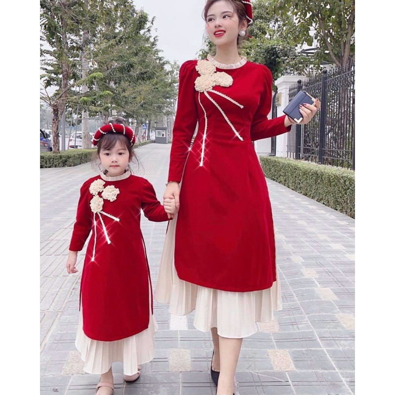 Áo dài diện tết cho mẹ và bé
