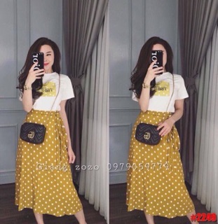 Set áo thun, chân váy chấm bi