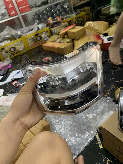 Choá đèn wave bóng led hiệu Zhipat