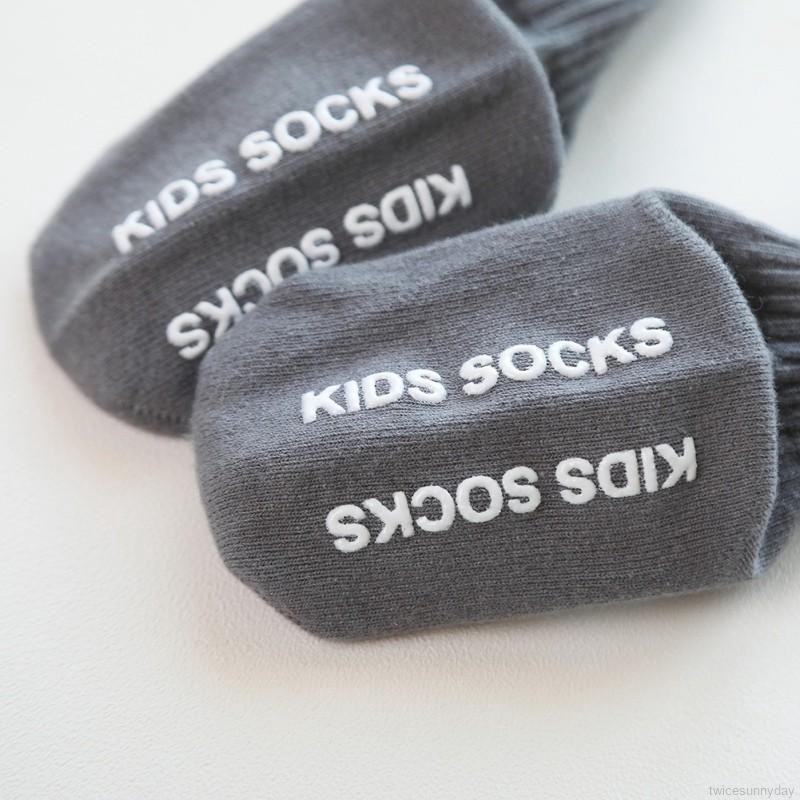 Vớ mềm mại chống trượt cho bé