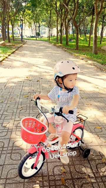 Mũ bảo hiểm Uek