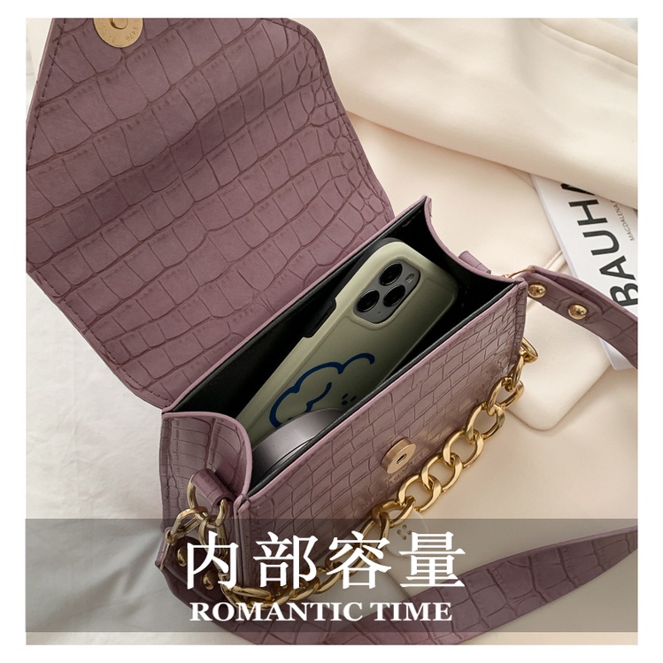 Female bag 2021 new trendy wide shoulder strap messenger bag niche design sense Korean version of wild texture single shoulder bag small square bag