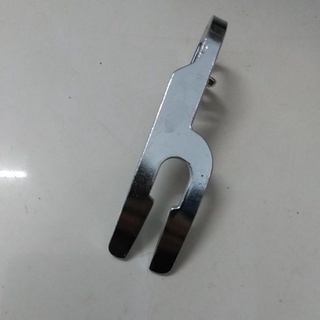 Chân vịt máy cắt đứng tặng kèm 2 ốc ( chân vịt máy cắt đẩy tay) KM, ESMAN.