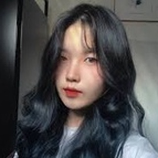 Thuốc nhuộm tóc đen rêu