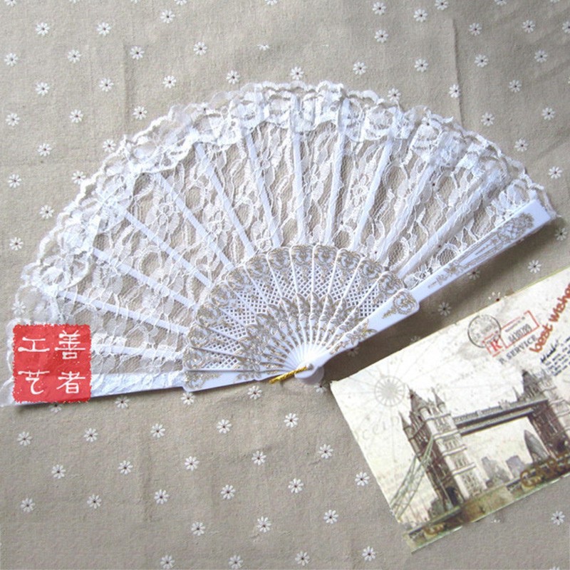 💥💥Quạt Xếp Cầm Tay Bằng Vải Lụa Phối Ren Họa Tiết Hoa Phong Cách Trung Hoa💥💥