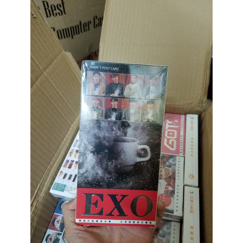 Hộp postcard EXO (30 postcard + 2 tấm sticker + 30 lomo)