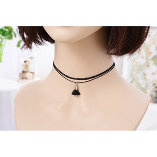 Vòng choker 2 lớp, dây vải đen, khoá điều chỉnh độ dài màu bạc, trang trí chuông bằng chỉ đen
