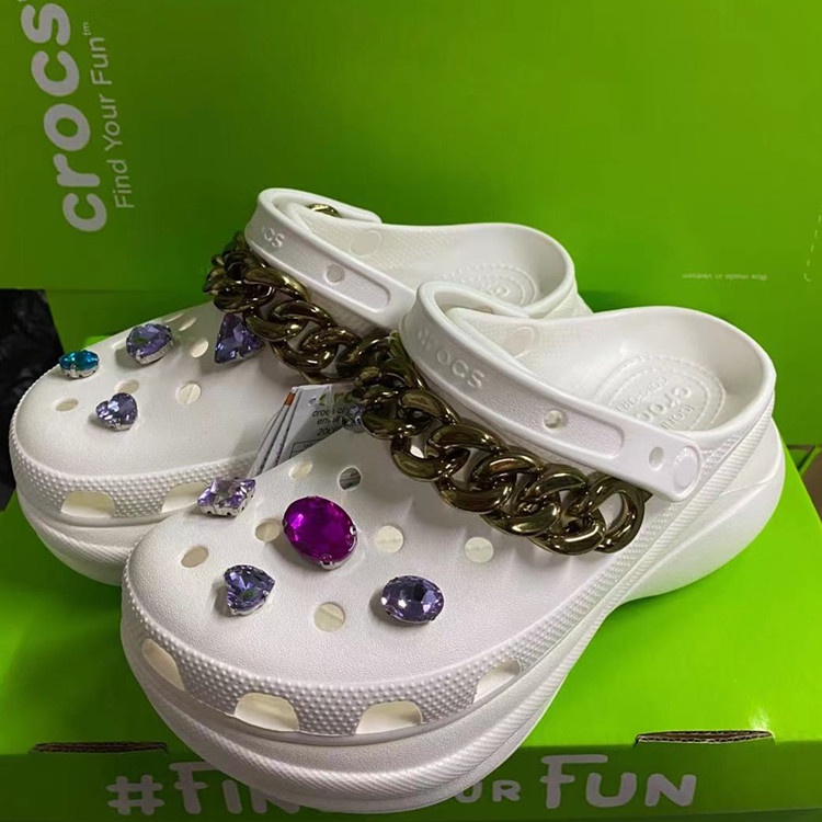 Nền tảng giày cao gót chuỗi thời trang mới của Crocs