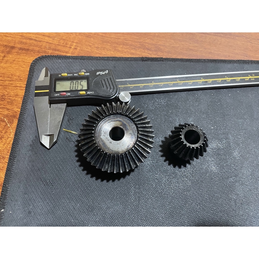 BÁNH RĂNG CÔN THẲNG Z20/Z40 M1.5- TỶ LỆ 1:2