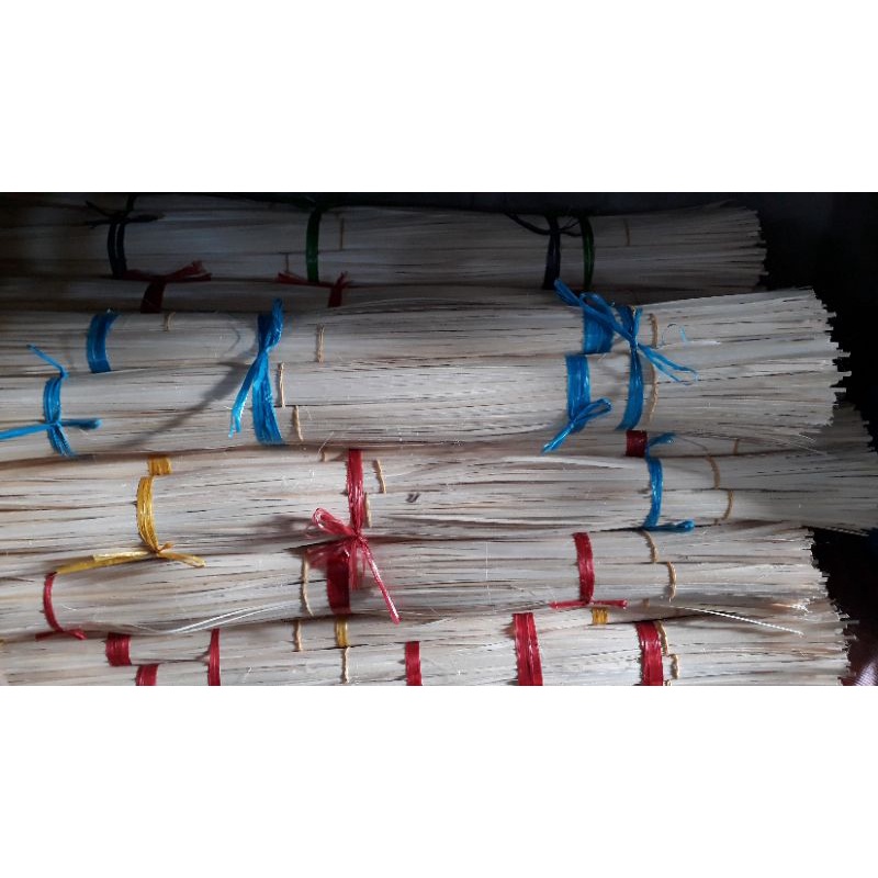 Lạt gói bánh tét