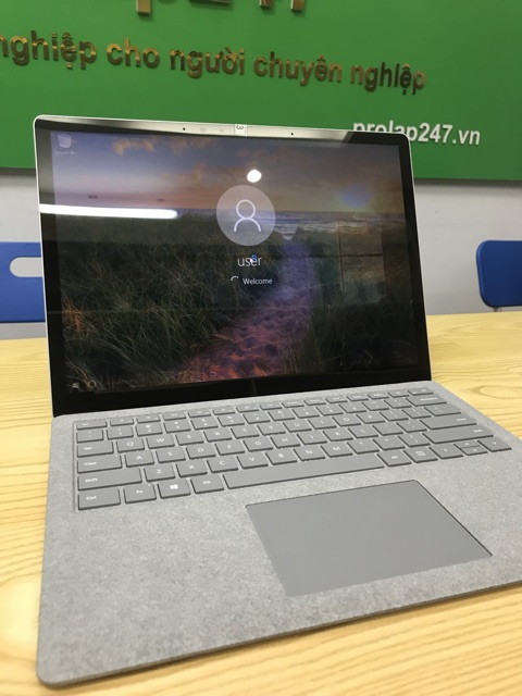 Surface laptop i5-7200U 4GB SSD 128GB 13.5 QHD Cảm ứng | WebRaoVat - webraovat.net.vn