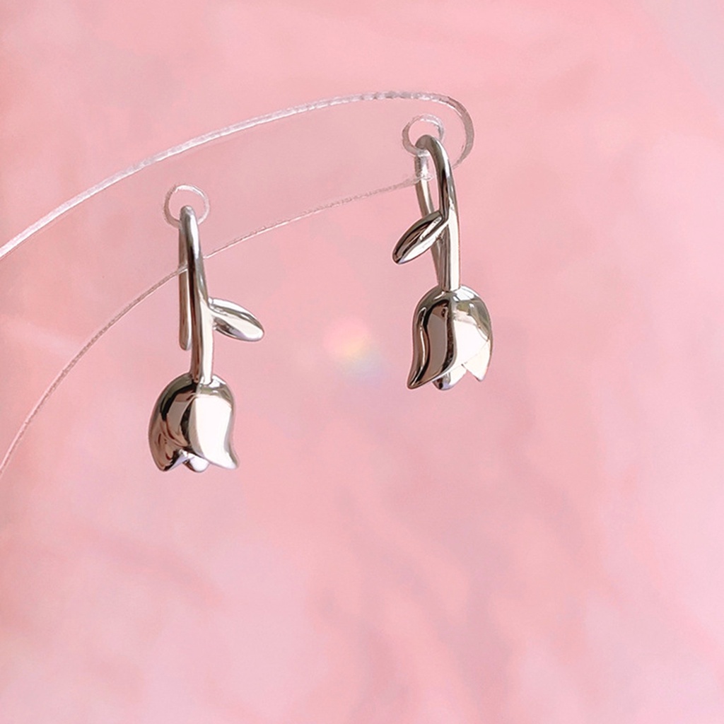 Hoa Tai Hình Hoa Tulip Màu Bạc Sang Trọng Độc Đáo Cho Nữ