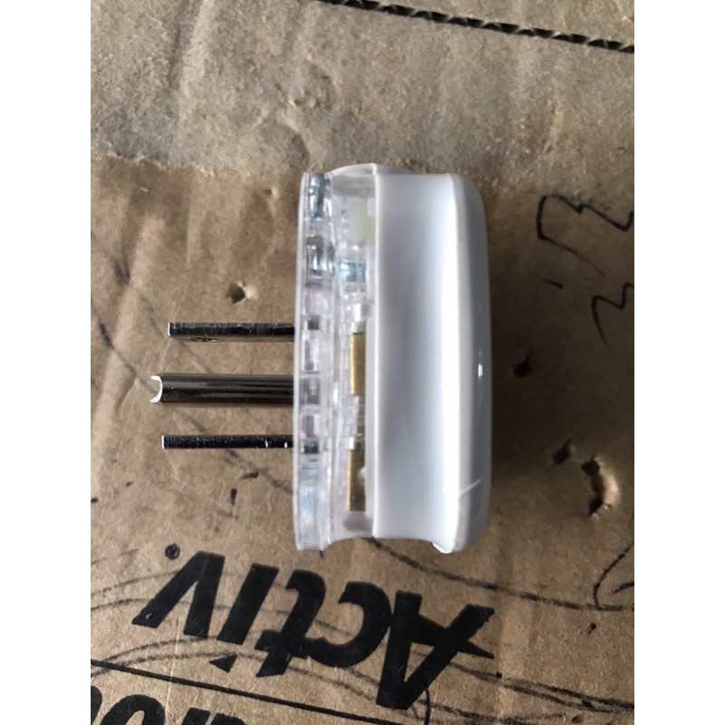 Phích cắm Schneider 3 chân dẹt