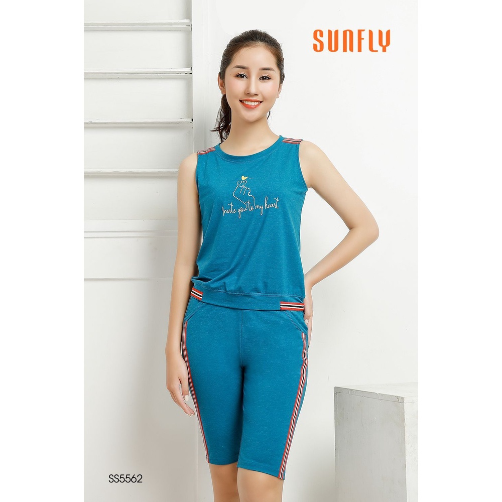 Bộ thể thao cotton Sunfly áo sát nách quần trên gối SS5562