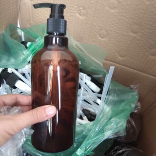 Chai nhựa nâu vòi nhấn 500ml