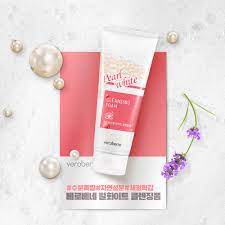 Sữa rửa mặt Trà Xanh Verobene Ngọc Trai Cleansing Foam 150ml