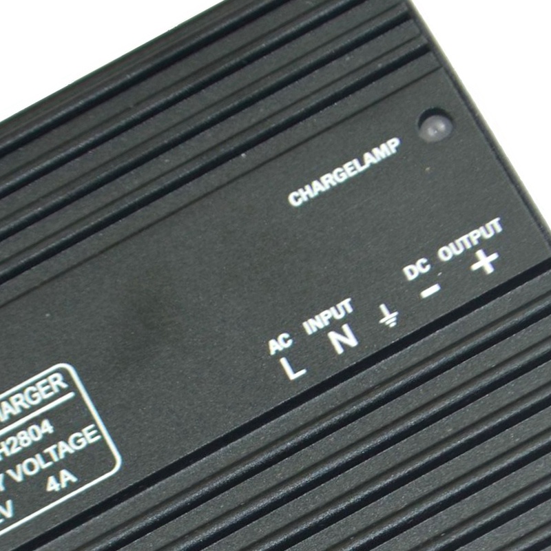 Bộ Sạc Pin Tự Động 4A CH2804 12V24V