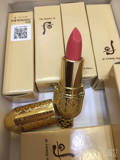 Son môi mini #25 màu hồng cam - WHOO Luxury Anti-Aging Lipstick (2g)