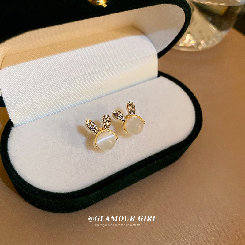 Khuyên Tai Hình Thỏ Đính Đá Lấp Lánh Phong Cách Hàn Quốc