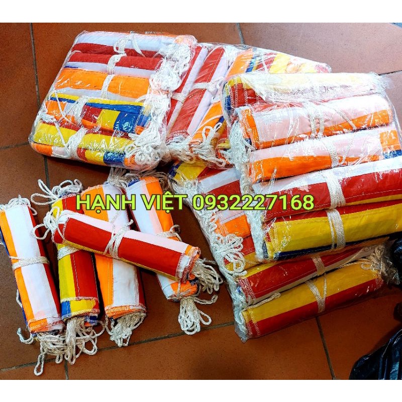 Cờ Phật dây - Một dây cờ 20 lá .
