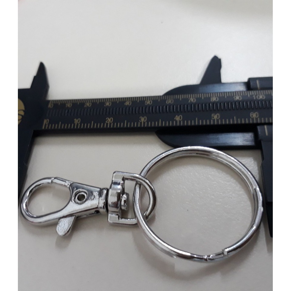 Móc chìa khóa có bấm treo