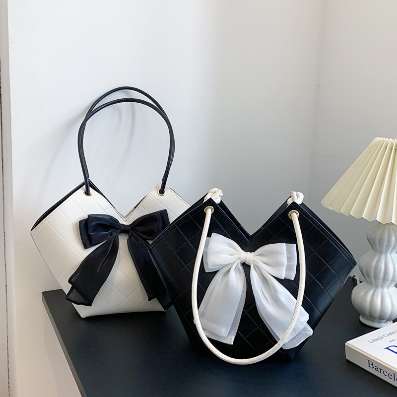 Túi Tote Đeo Vai Màu Trơn Đính Nơ Sức Chứa Lớn Mẫu Mới 2022 Thời Trang Mùa Hè Cho Nữ