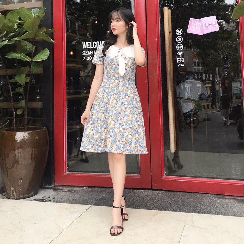 Váy hoa nhí viền cổ thắt nơ cao cấp