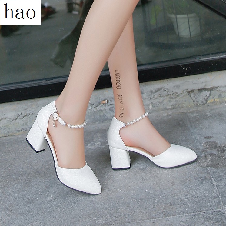 Giày Sandal Cao Gót Dày Mũi Nhọn Cài Khóa Đính Hạt Cườm Thời Trang Mùa Hè Phong Cách Hàn Quốc Dành Cho Nữ